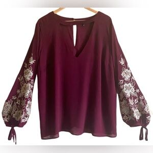 SOIEBLU Red Balloon Sleeve Gold Silver Embroidered Floral Blouse 1XL Holidays